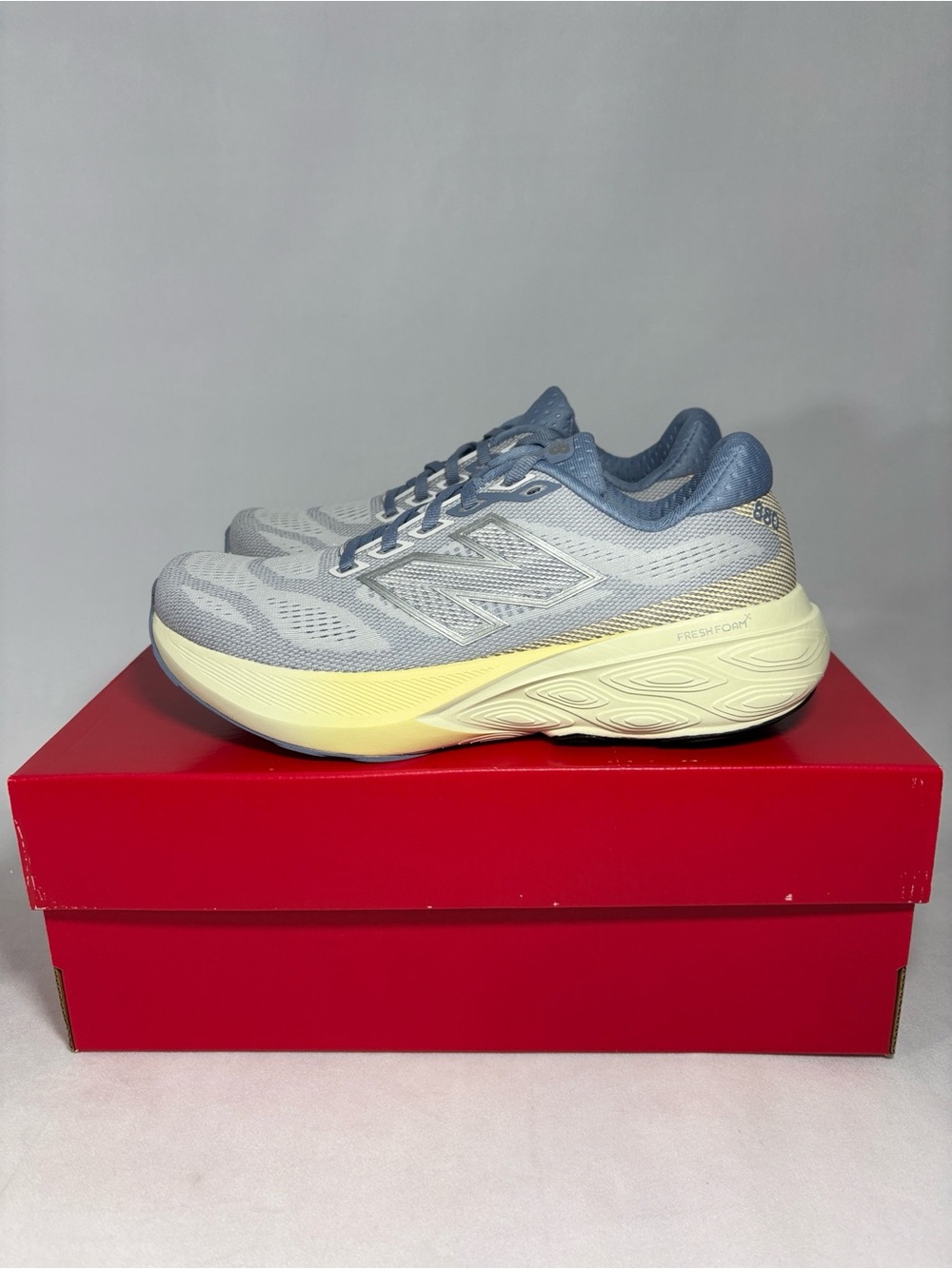 New Balance Fresh Foam X 880v15 Athletic Sneakers Women’s Grey Dusk Low Top 8.5M